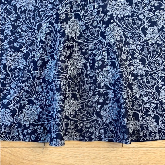 ANN TAYLOR skirt size 4 black silver career lined - Picture 4 of 7